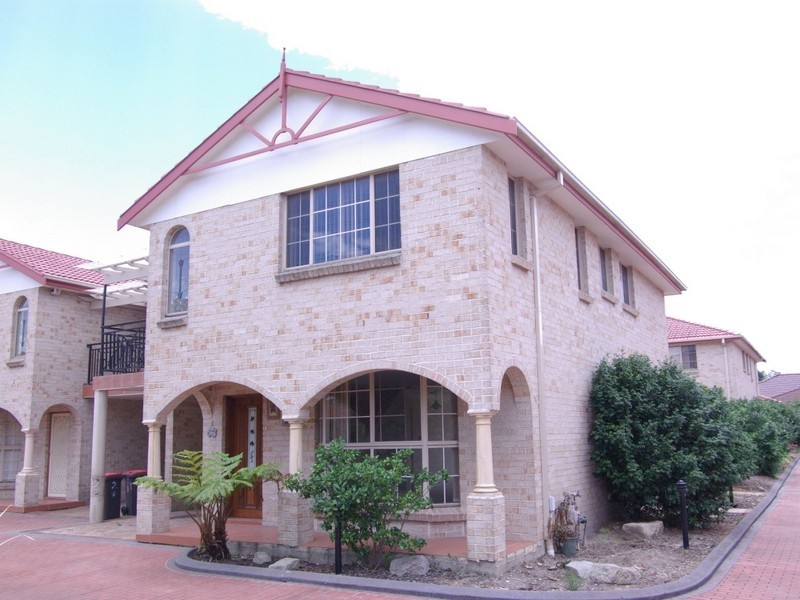 13 / 2 Turvey Street, Padstow NSW 2211