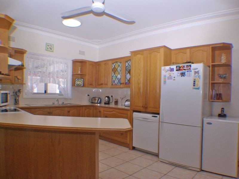 24 Rivenoak Avenue, Padstow NSW 2211