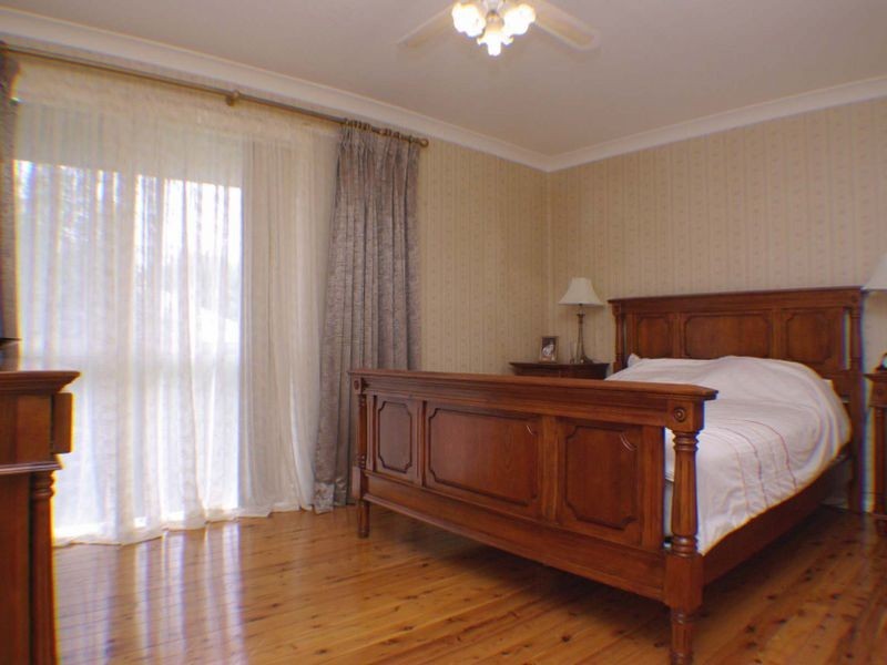 6 Hilltop Ave, Padstow Heights NSW 2211