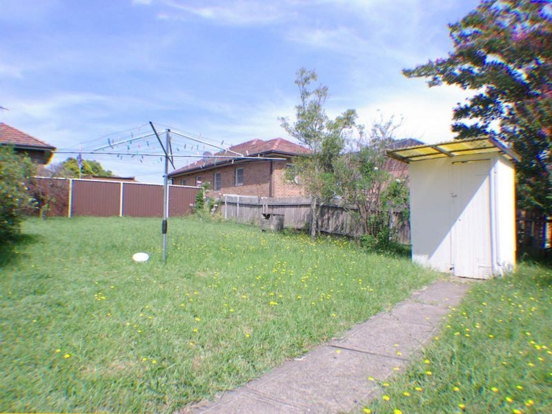 10 Peffer Street, Panania NSW 2213