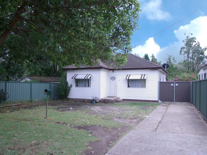 75 Carrington Street, Revesby NSW 2212