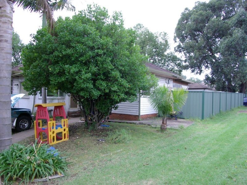 75 Carrington Street, Revesby NSW 2212