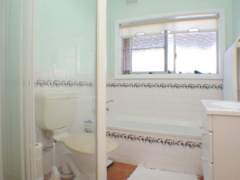 42 Chamberlain Road, Padstow NSW 2211