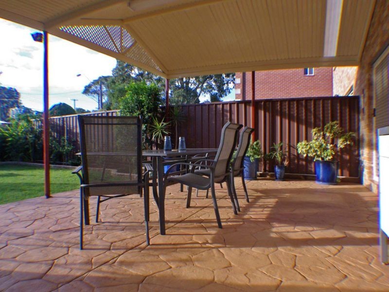 2/68 Arab Road, Padstow NSW 2211