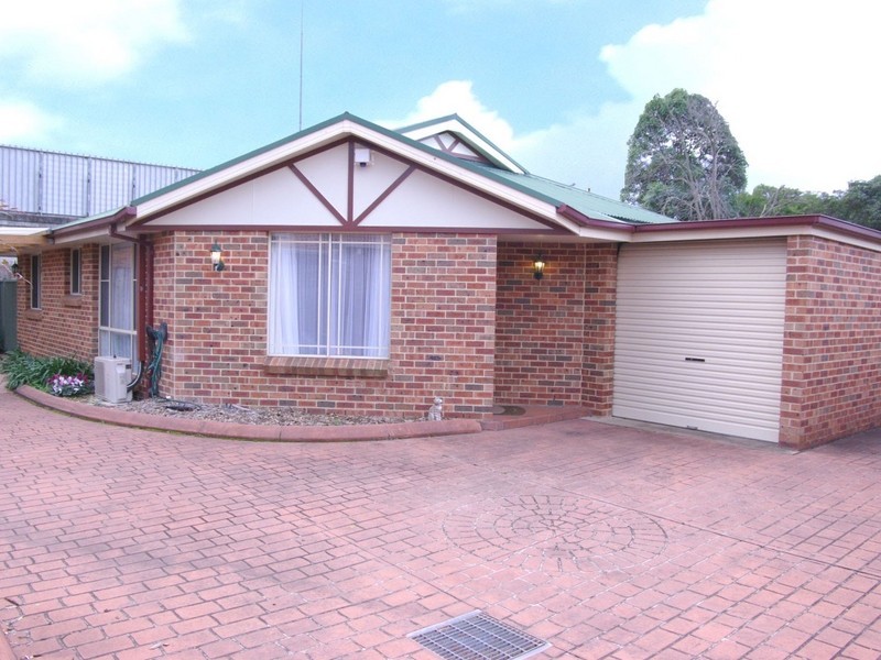 3/9 Broe Avenue, East Hills NSW 2213