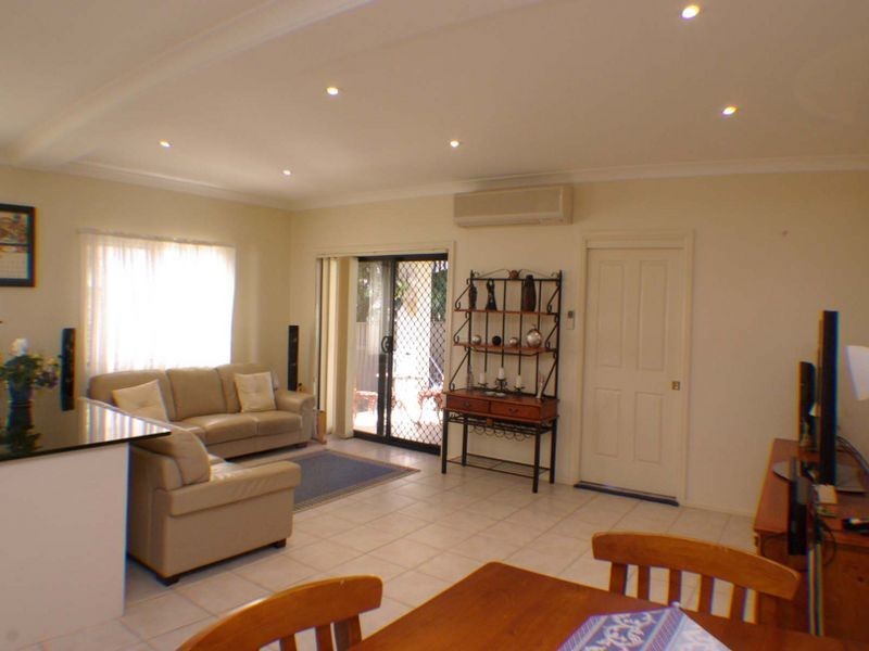 33 Rivenoak Avenue, Padstow NSW 2211