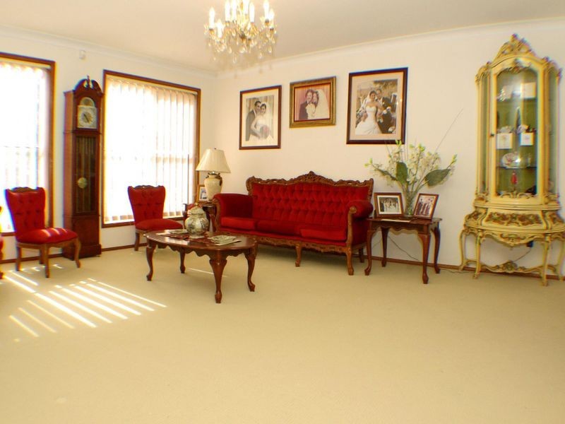 67c Bignell Street, Illawong NSW 2234