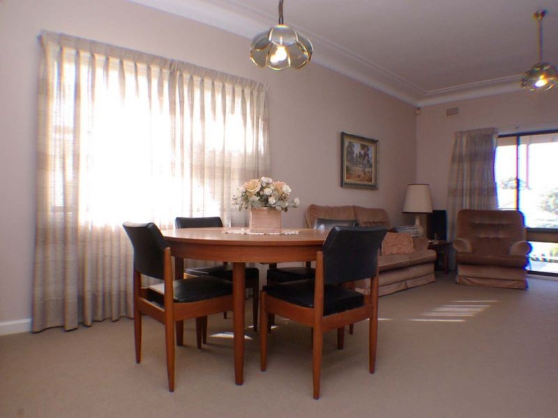 28 Rivenoak Avenue, Padstow NSW 2211