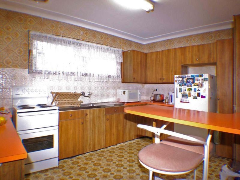 14 Hall Cres, Padstow Heights NSW 2211