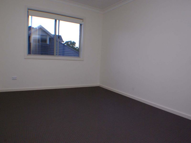 1/18 Gosling Street, Greenacre NSW 2190