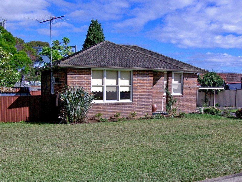 40 Wilberforce Road, Revesby NSW 2212