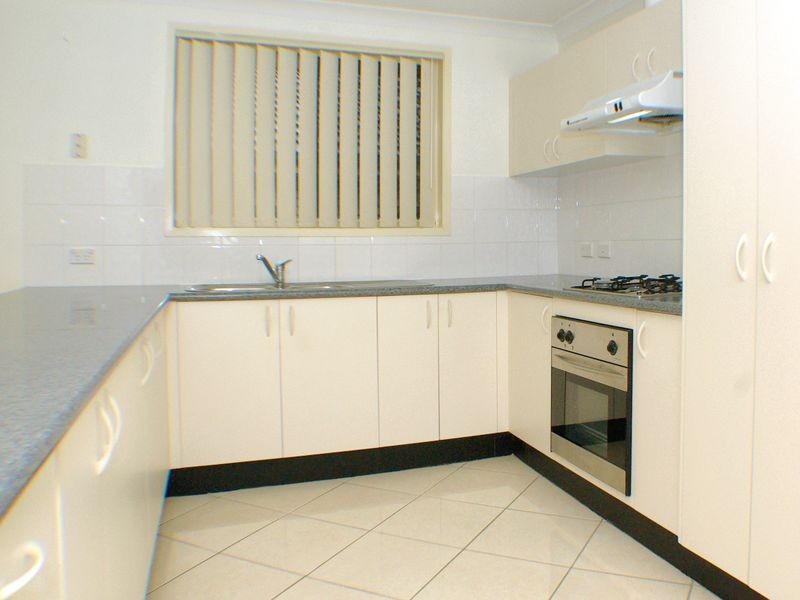 15 Nowra Close, Prestons NSW 2170