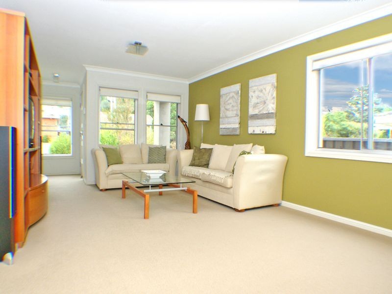 24 Seidel Avenue, Picnic Point NSW 2213