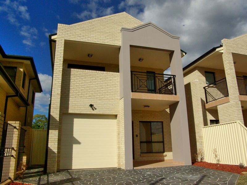 43 Picnic Point Road, Panania NSW 2213