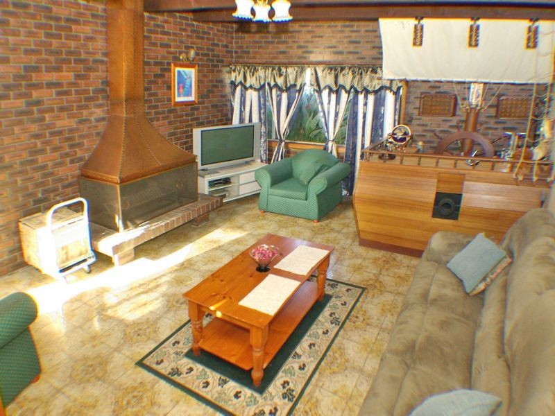 715 Henry Lawson Drive, East Hills NSW 2213