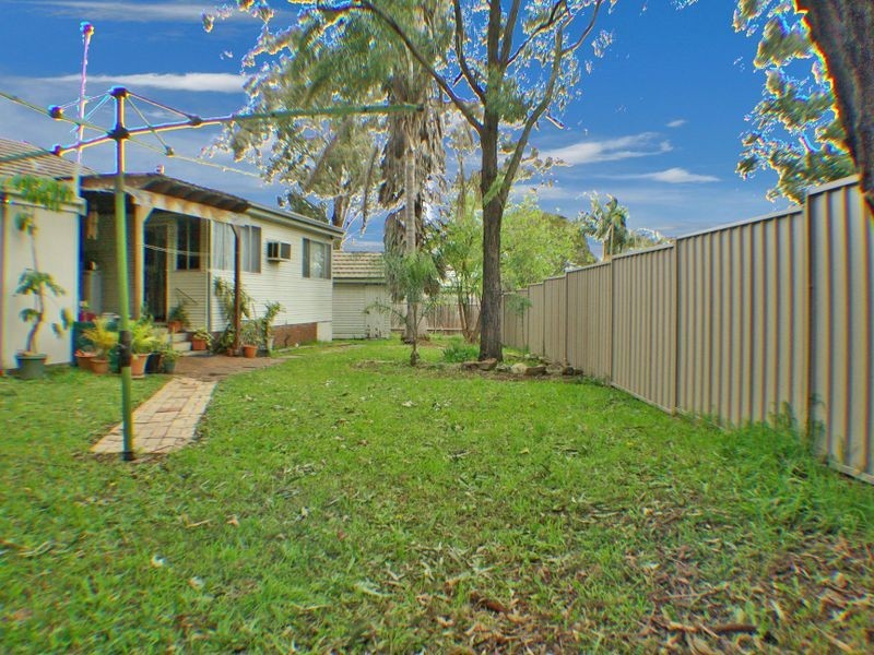 4 Delia Avenue, Revesby NSW 2212