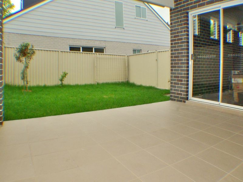 3/29-31 Gosling Street, Greenacre NSW 2190