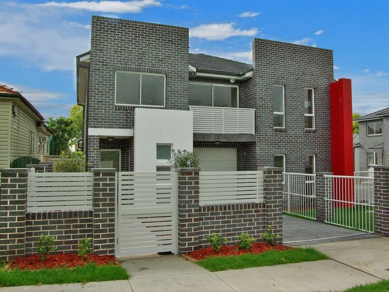 4/29-31 Gosling Street, Greenacre NSW 2190
