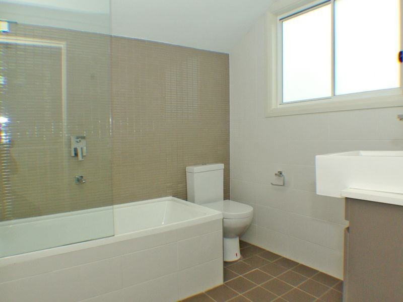 5/29-31 Gosling Street, Greenacre NSW 2190