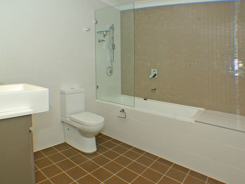 6/29-31 Gosling Street, Greenacre NSW 2190