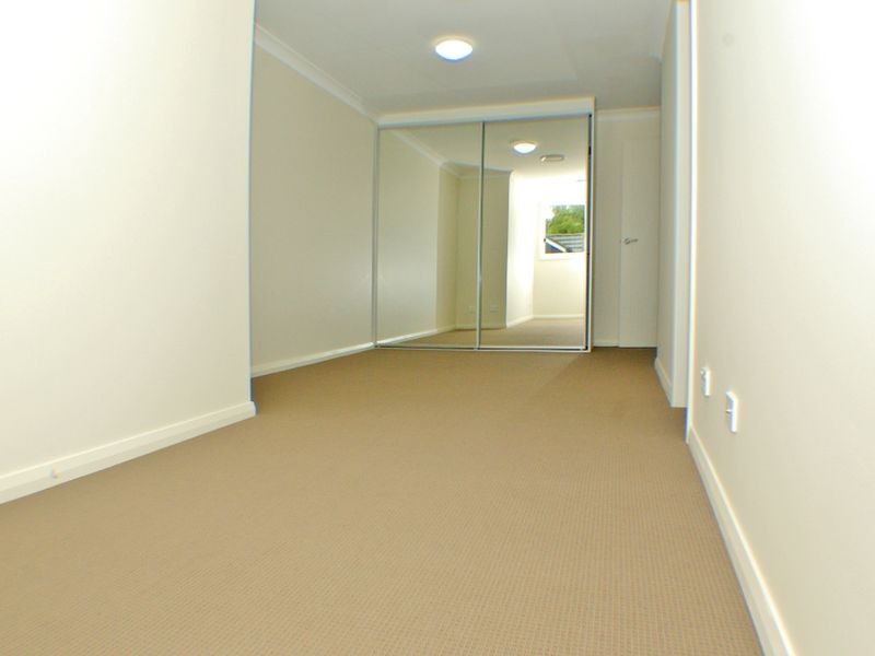 6/29-31 Gosling Street, Greenacre NSW 2190