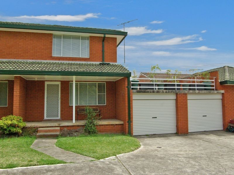 4/15 Doyle Road, Revesby NSW 2212