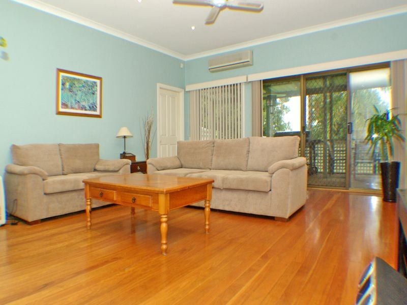 5 Alliance Avenue, Revesby NSW 2212