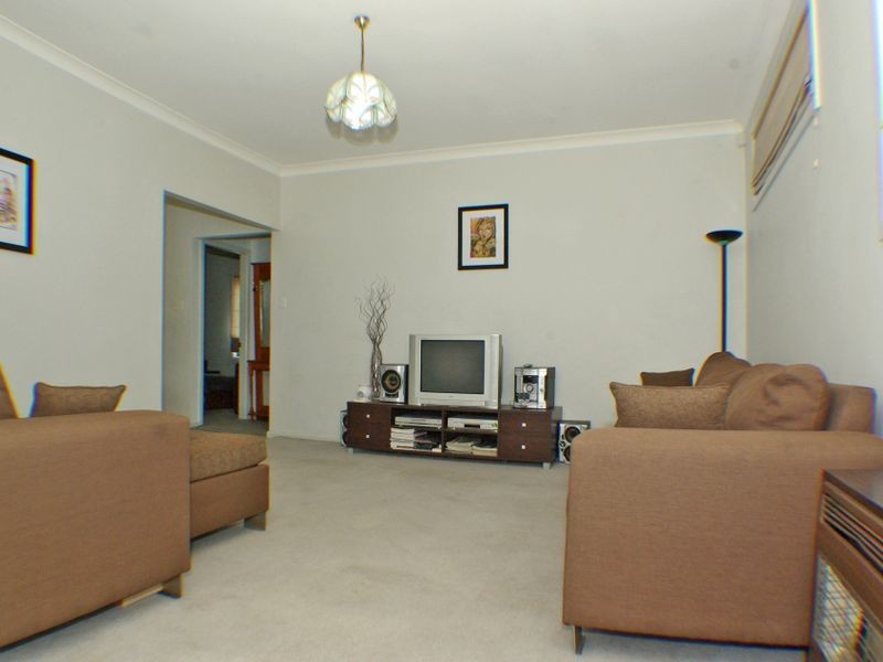 5 Alliance Avenue, Revesby NSW 2212