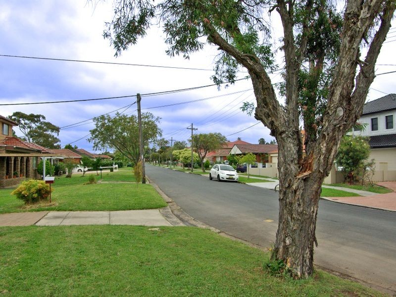 27 Louie Street, Padstow NSW 2211