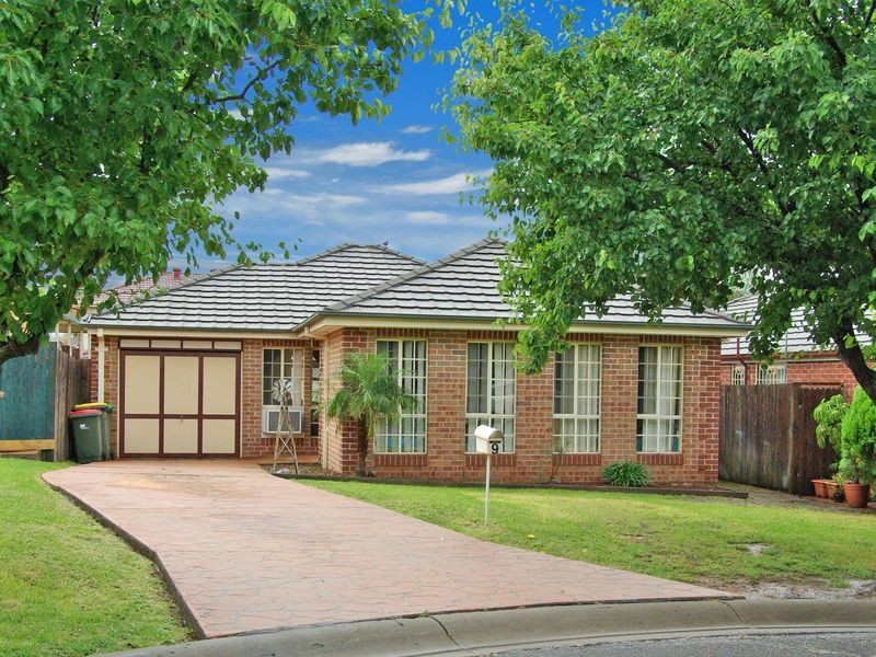 9 Verge Place, West Hoxton NSW 2171