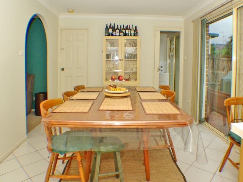 9 Verge Place, West Hoxton NSW 2171