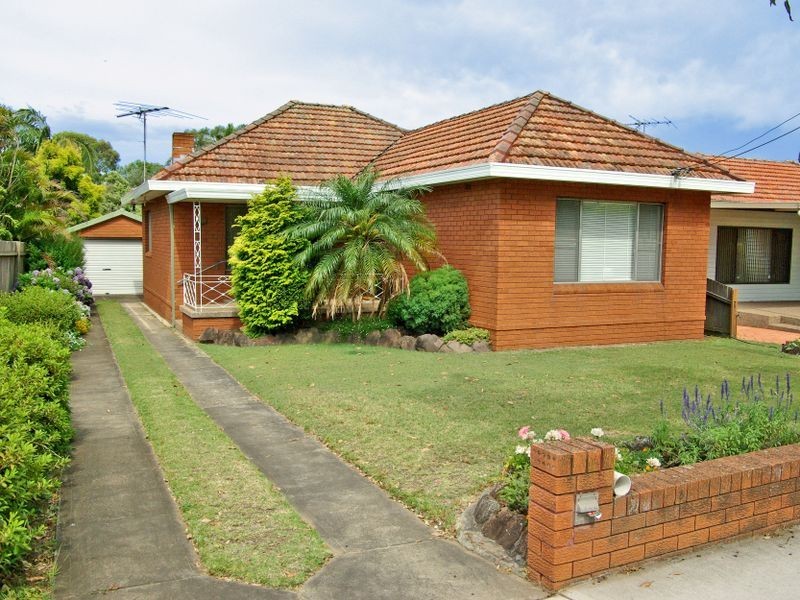 168 Gibson Avenue, Padstow NSW 2211