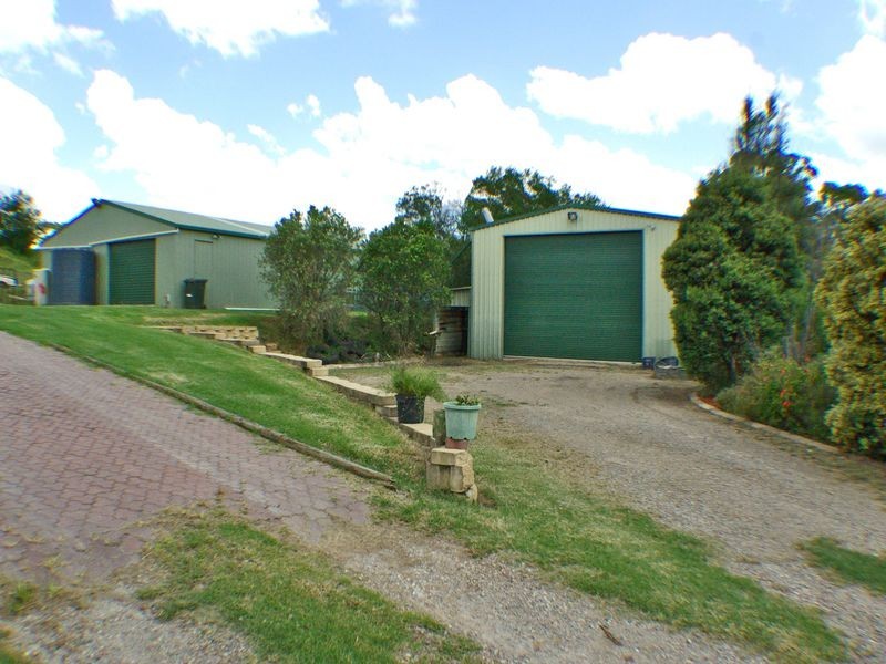 11 Eagleview Road, Minto NSW 2566