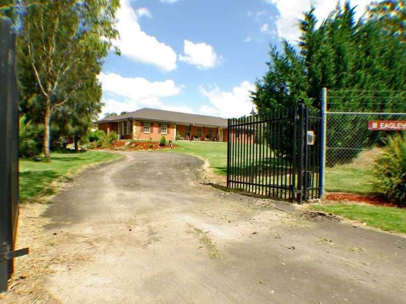 11 Eagleview Road, Minto NSW 2566