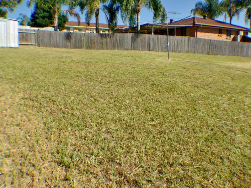 6 Bardolph Avenue, Rosemeadow NSW 2560