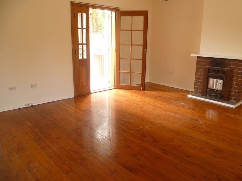 32 Carson Street, Panania NSW 2213