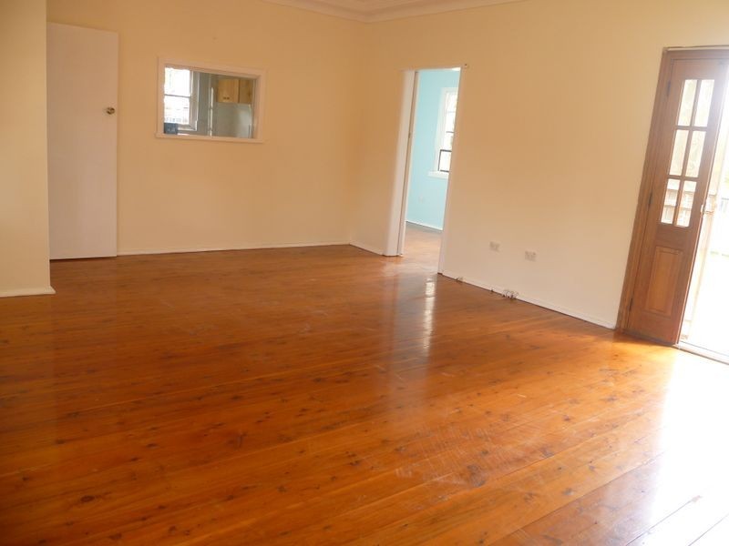 32 Carson Street, Panania NSW 2213