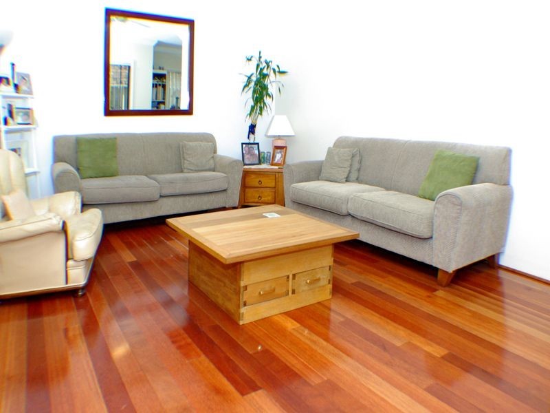 71 Kennedy Street, Picnic Point NSW 2213