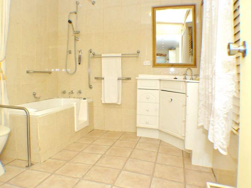 33 Walder Road, Hammondville NSW 2170