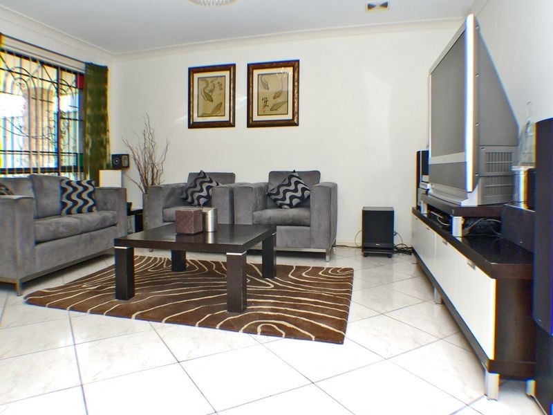 9 Coral Avenue, Padstow NSW 2211