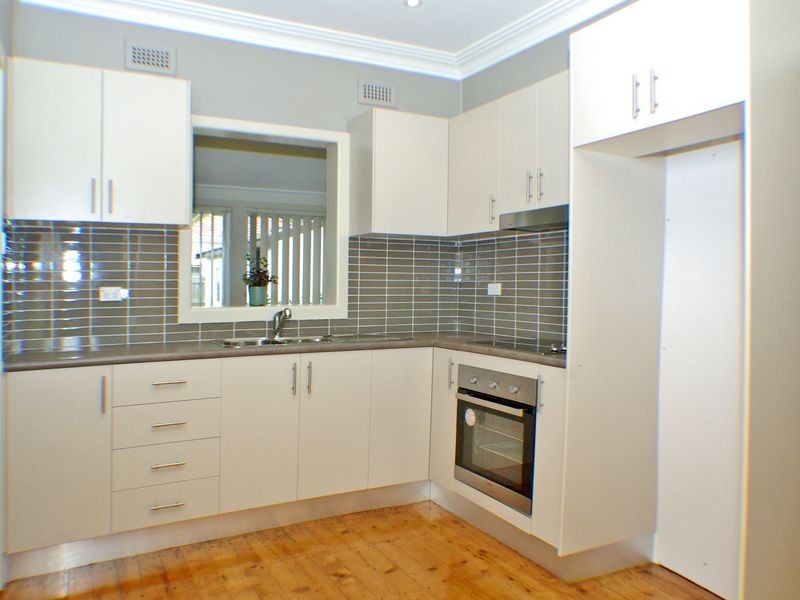 63 Chamberlain Road, Padstow NSW 2211