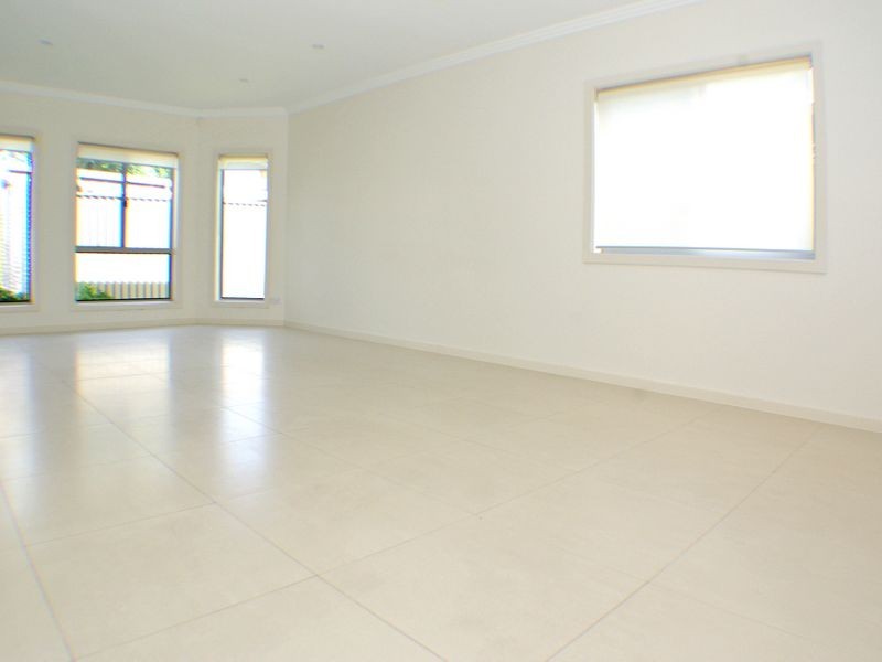 4/18 Gosling Street, Greenacre NSW 2190