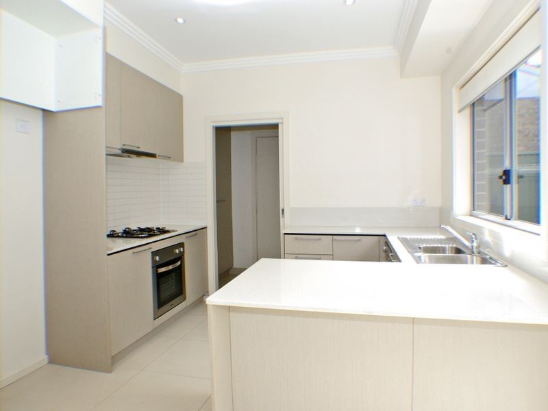 4/18 Gosling Street, Greenacre NSW 2190