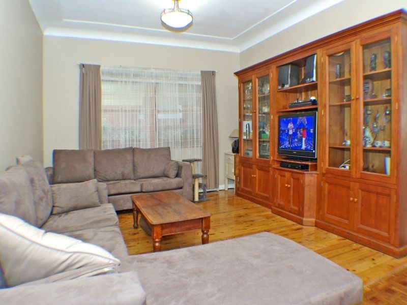 38 Clancy Street, Padstow Heights NSW 2211