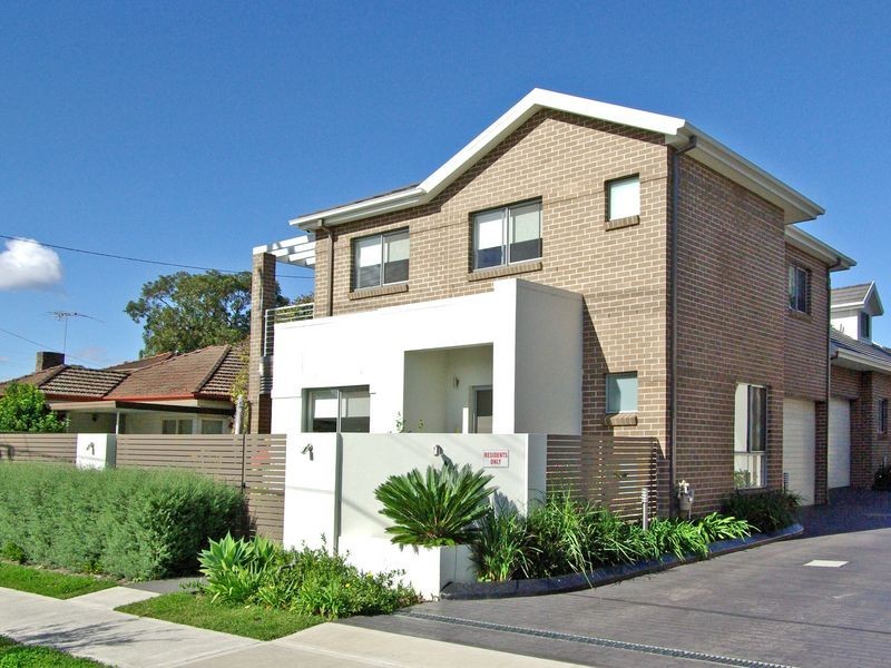 1/59 Iberia Street, Padstow NSW 2211