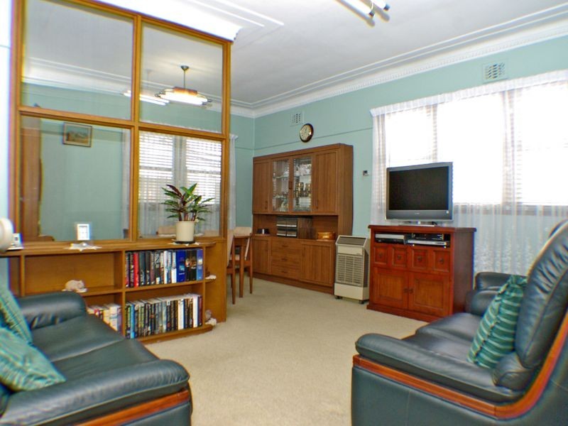 33 Kiora Street, Panania NSW 2213