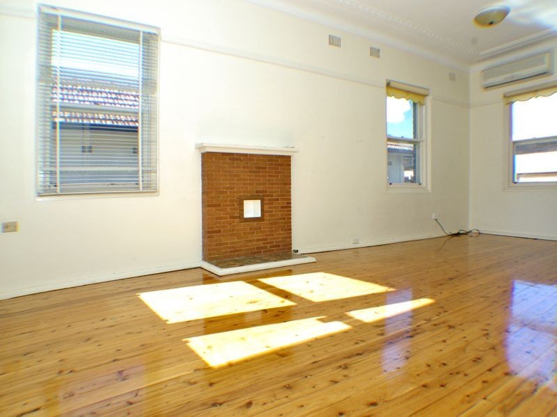 11 Weston Street, Revesby NSW 2212