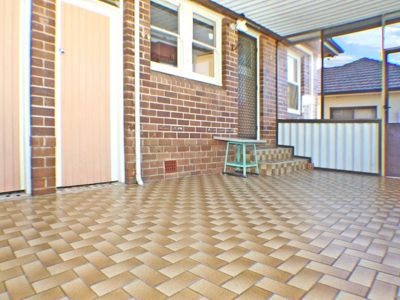 11 Weston Street, Revesby NSW 2212