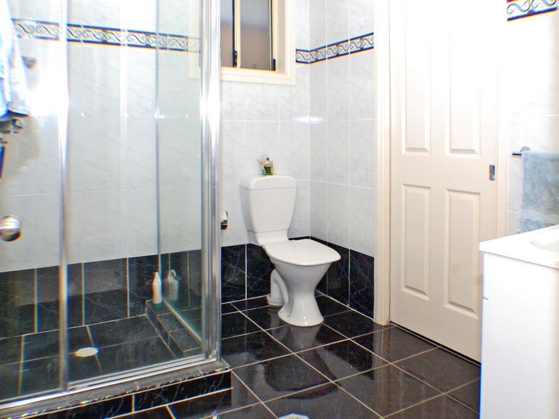 137 Howard Road, Padstow NSW 2211