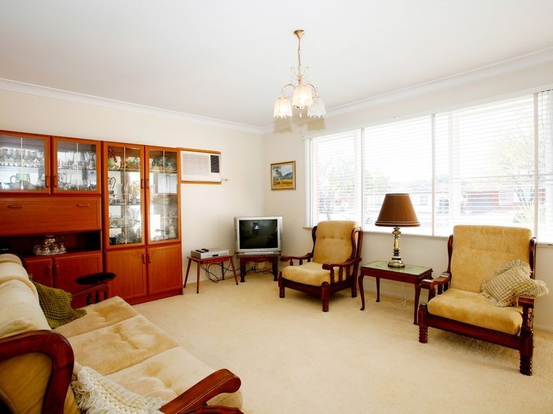 38 Dernancourt Parade, Milperra NSW 2214